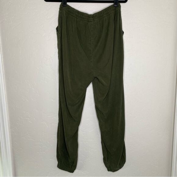 PINK Victoria's Secret Army Green Easy Jogger Small - Picture 9 of 10